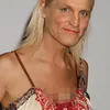 Aktor Hollywood Jadi Wanita