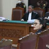 Nikita Mirzani Tolak Diperiksa Dokter Spesialis