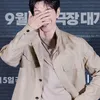 Jung Sung Il Menutupi Wajah