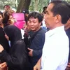 Jokowi di pemakaman Murry Koes Plus