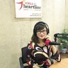 Wanita kelahiran Surabaya ini juga turut diundang di berbagai radio lho. Keren sekali, ya!