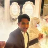 Kadam Sidik gandeng istri