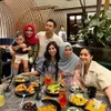 Nagita Slavina bareng adik-adik Raffi Ahmad