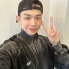 Kang Daniel V Sign