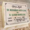 Alvin Faiz Ziarah ke Makam Ayah dan Adik