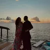 Kareena Kapoor dan Saif di pantai Maldives