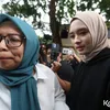 Inara Rusli di kantor polisi
