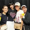  Foto Lisa BLACKPINK Reuni Bareng Keluarga di Thailand