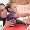 anak shireen sungkar, berita shireen sungkar, shireen sungkar melahirkan