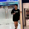 Foto Miller Khan Nekat Nge-Mall \\\&#039;Tanpa Kolor\\\&#039; 