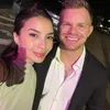 Manohara dan Kristian Hansen selfie mesra