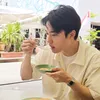 Kesederhanaan Doh Kyungsoo
