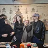 Denada merasa sangat terbantu oleh dukungan tim manajemen dan sahabat-sahabat terdekatnya.