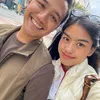 Namira Adjani Temani Suami Nonton MU