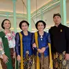 Khirani Trihatmodjo foto bareng Darma