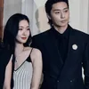 Kim Go Eun dan Park Seo Joon berdiri bareng