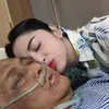 dewi perssik, ayah dewi perssik meninggal, ayah dewi perssik