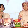 Kisah Unik di Balik Lagu Duet Pertama Melly Goeslaw - Gita Gutawa