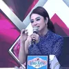 Dewi Perssik beri nasihat Mutia DA7