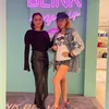 Potret kedekatan Dewi Perssik dan Indah Sari.