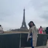 Potret Salshadilla di Paris.