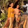 Sarah Menzel dan Fuji