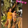 Sarah Menzel dan Fuji