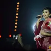 Krisdayanti konser Traya