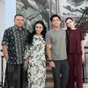 Kris dayanti bersama raul lemos, azriel dan sarah menzel