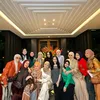 Kristina bersama sahabat-sahabatnya