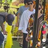 Kronologi Kisah Cinta Song Joong Ki dan Katy Louise Saunders
