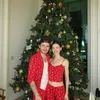 Brooklyn dan Nicola saat Natal