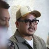 Rully Angga Akbar pakai topi