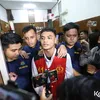 Vadel Badjideh Digiring ke Ruang Sidang