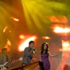 ungu, t2, rossa, laura basuki