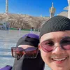 Ega Noviantika Rafly DA umrah