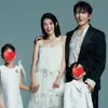 Ji Sung dan Lee Bo Young