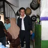 Baim Wong Makan di Warteg