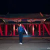 lay rose valentino