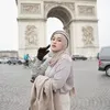 8 Potret Ririe Fairus Tampil Cantik Saat Hadiri Event di Paris
