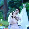 Potret mesra Via Vallen dan Chevra Yolandi.