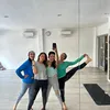 Pose Yoga Wanda Hamidah