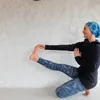 Pose Yoga Wanda Hamidah