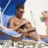 Cristiano Ronaldo &amp; Anaknya