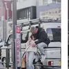 Gading memeluk erat Gempi dengan penuh kasih sayang.