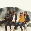 Liburan Prilly Latuconsina