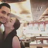 Liburan Donna Agnesia dan Darius