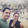 Liburan Donna Agnesia dan Darius