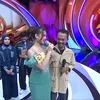 Listen di depan Milen