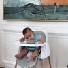 Potret Ukkasya makansambil tidur.